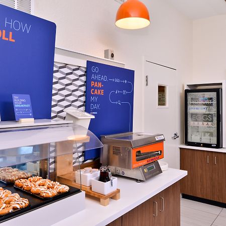 Holiday Inn Express Hotel & Suites Arcata/Eureka-Airport Area By Ihg Мак-Кинливилл Экстерьер фото