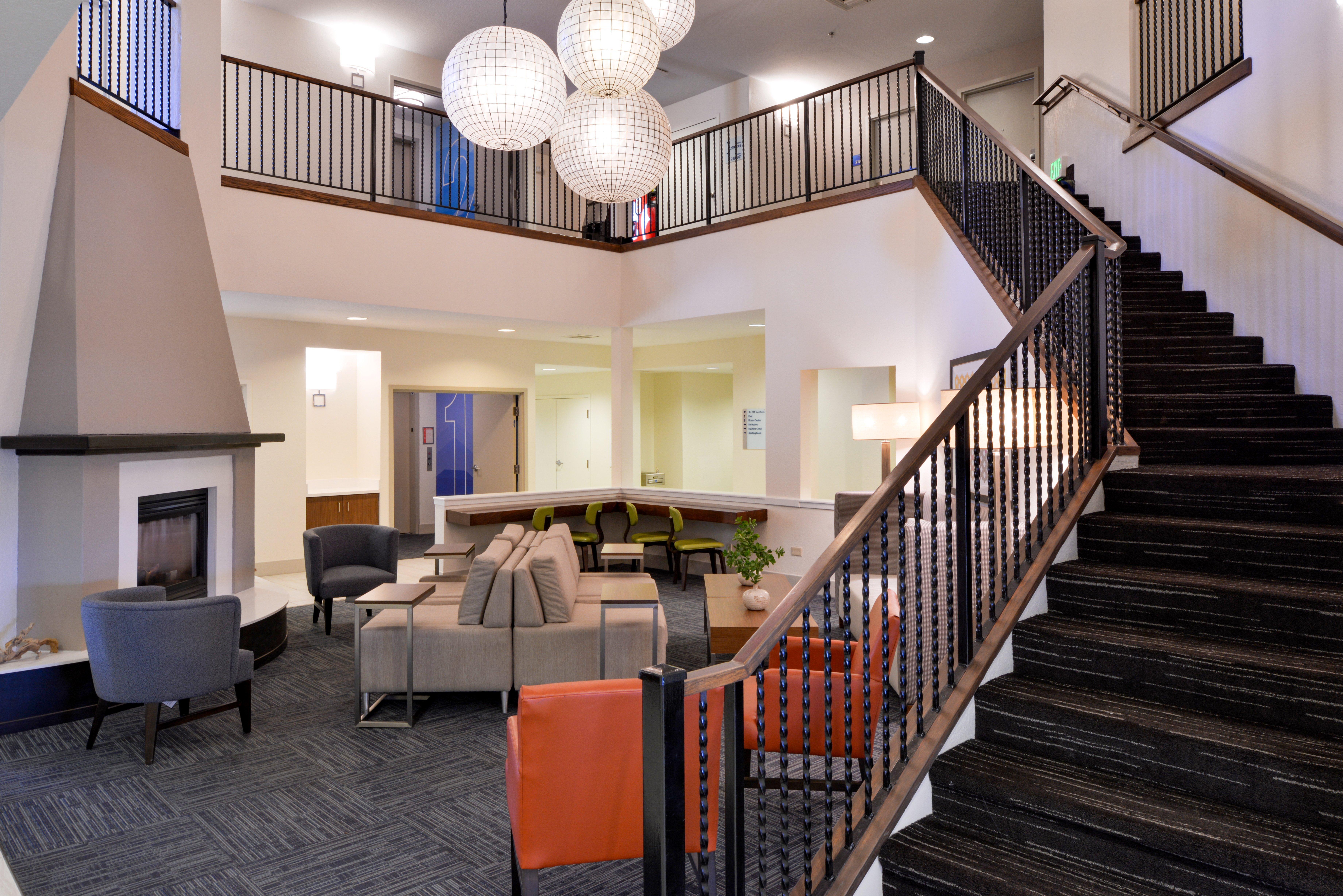 Holiday Inn Express Hotel & Suites Arcata/Eureka-Airport Area By Ihg Мак-Кинливилл Экстерьер фото
