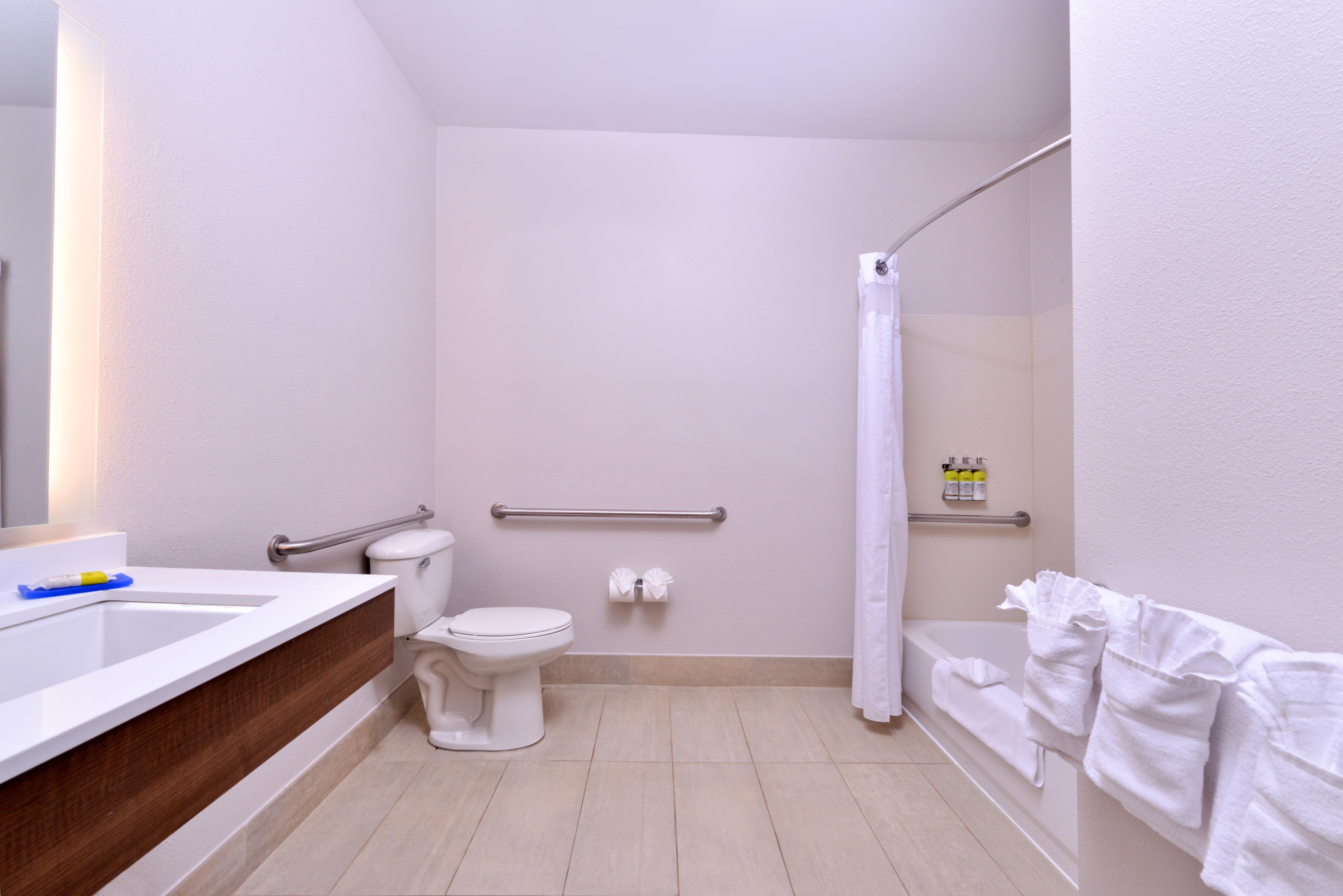 Holiday Inn Express Hotel & Suites Arcata/Eureka-Airport Area By Ihg Мак-Кинливилл Экстерьер фото