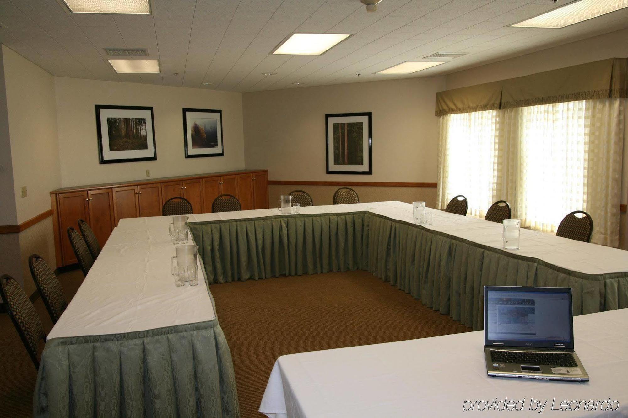 Holiday Inn Express Hotel & Suites Arcata/Eureka-Airport Area By Ihg Мак-Кинливилл Удобства фото